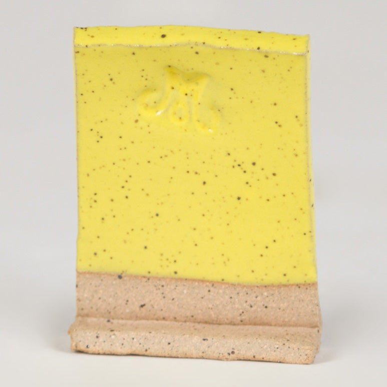 MAYCO Stoneware Gloss Glaze - SW-502 Yellow Gloss - 亮澤黃 (16oz)